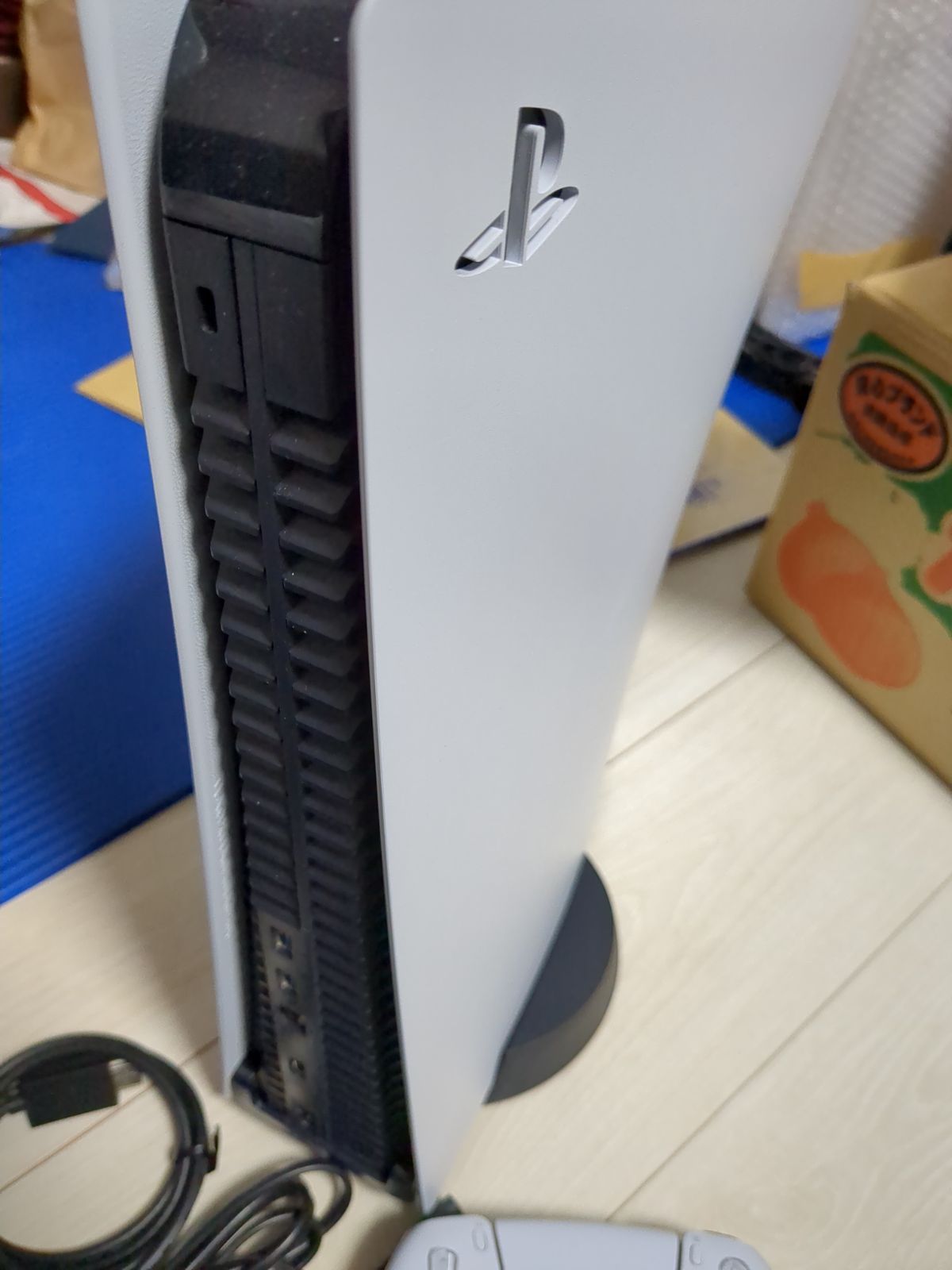 PS5 本体 CFI-1100A ディスク版 動作確認済み 付属品一部欠品 PS5 本体 CFI-1100A ディスク版 動作確認済み 付属品一部欠品