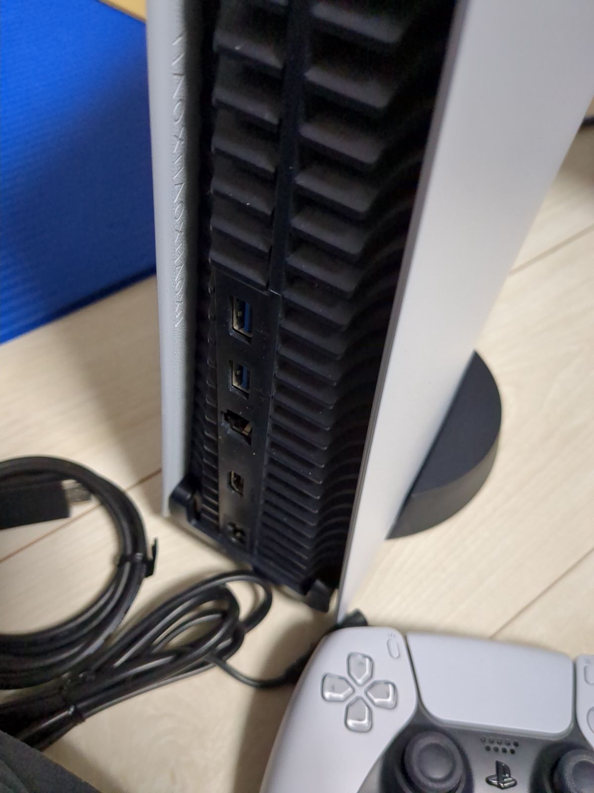 PS5 本体 CFI-1100A ディスク版 動作確認済み 付属品一部欠品 - メルカリ