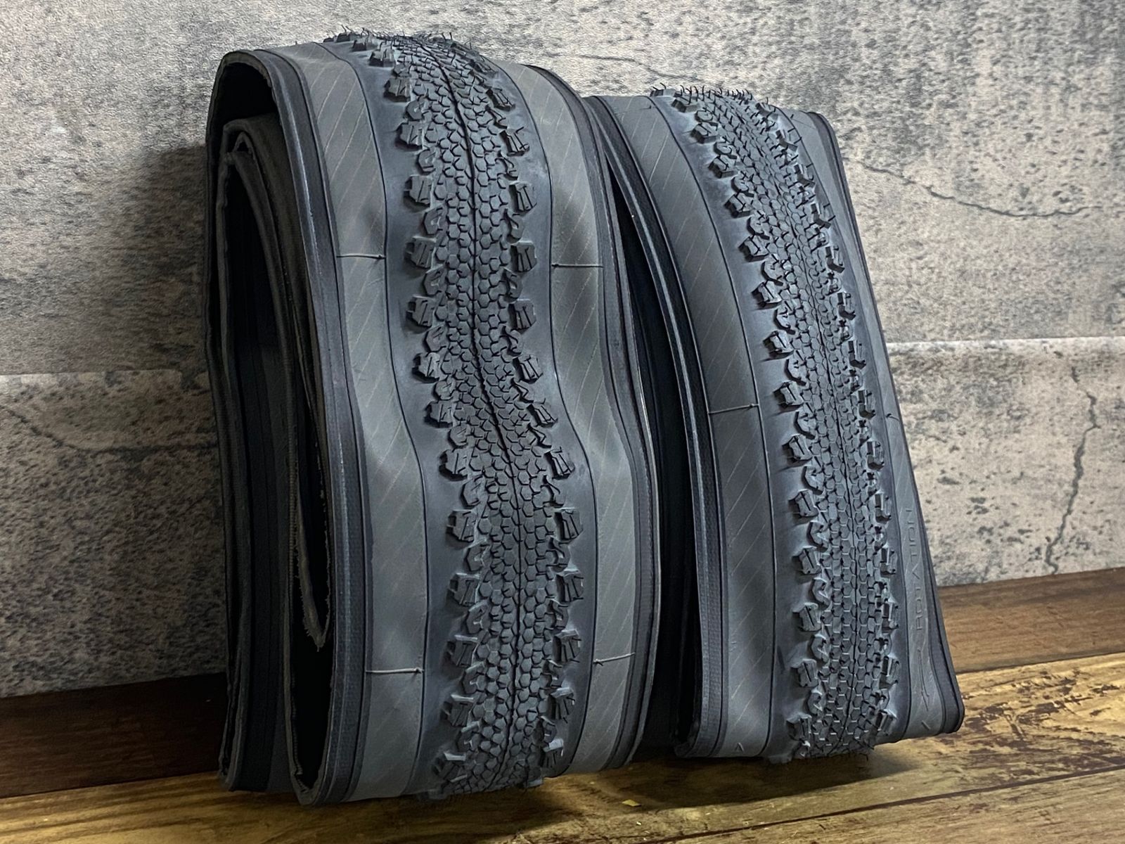 Vittoria TERRENO DRY チューブレスレディ 700x38C JY038 ヴィットリア Vittoria TERRENO DRY チューブレスレディタイヤ