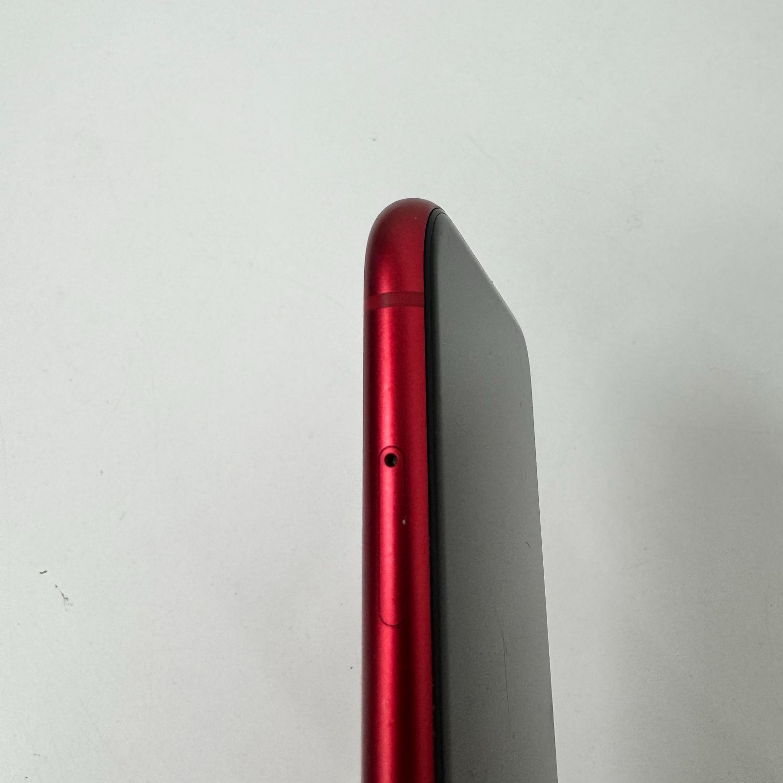 iPhone 11 64GB レッド 中古 バッテリー82% - メルカリ