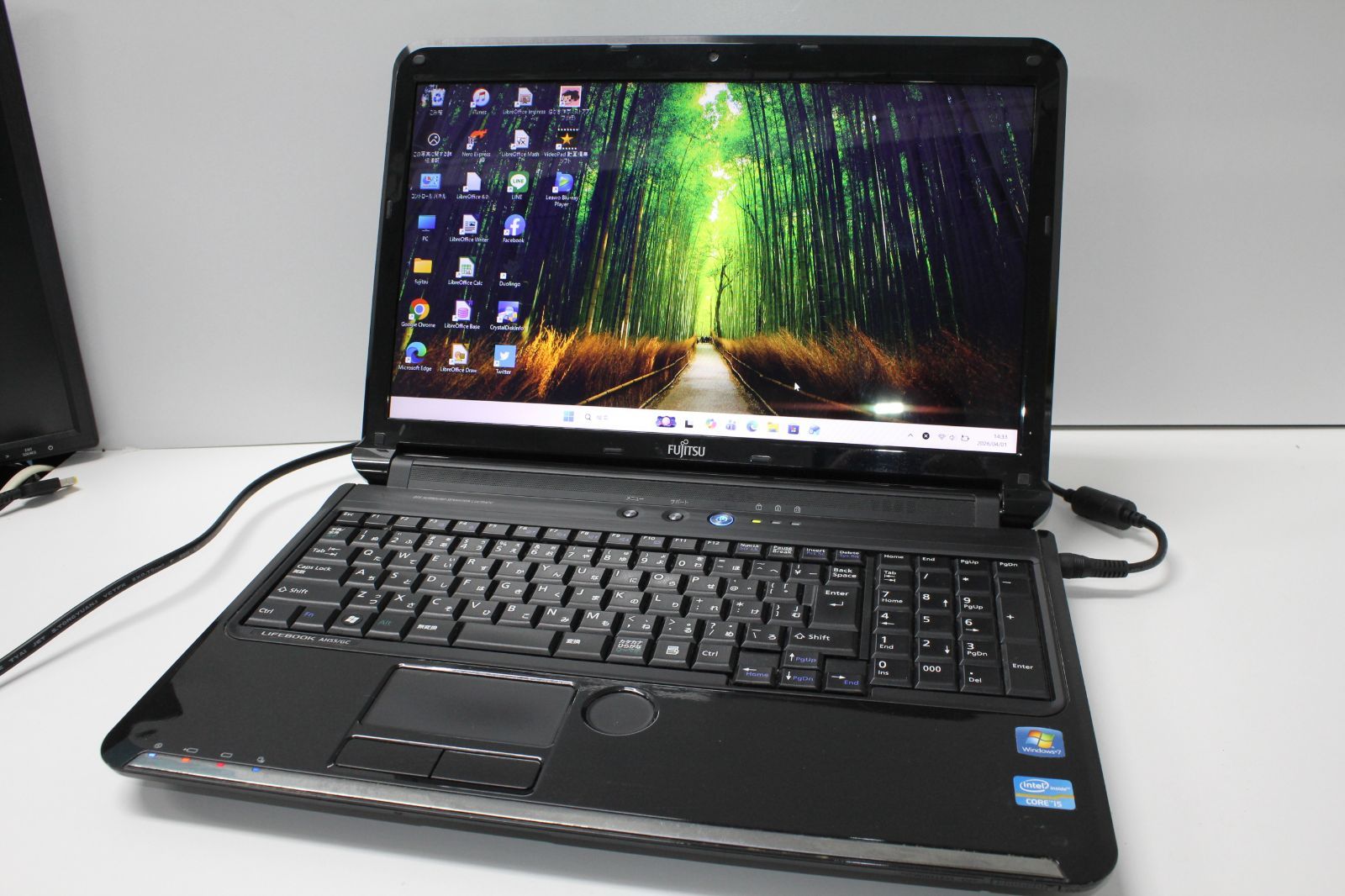 中古】富士通 LIFEBOOK Core i5 SSD256GB Cランク - メルカリ