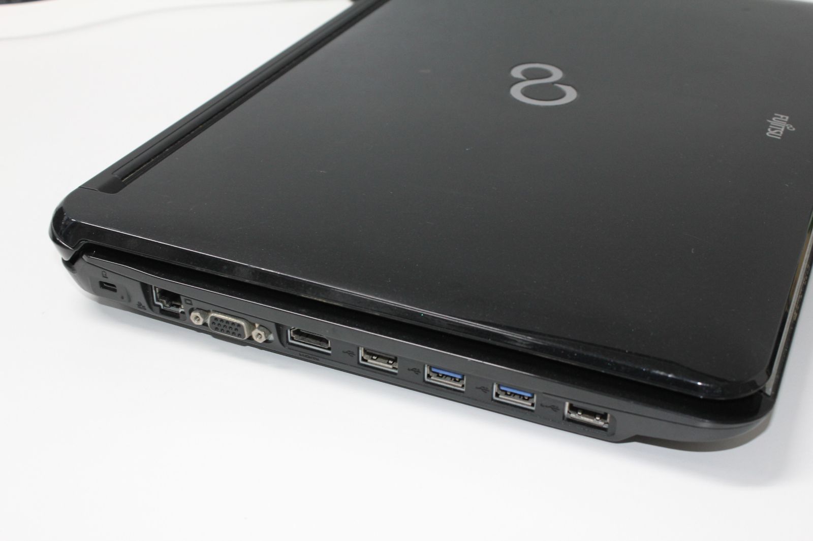 中古】富士通 LIFEBOOK Core i5 SSD256GB Cランク - メルカリ
