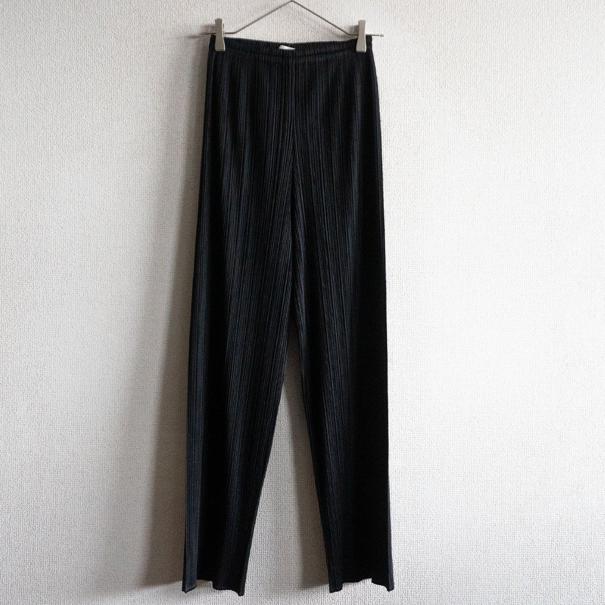 美品】 PLEATS PLEASE【プリーツ パンツ】ブラック プリーツ 美品】 PLEATS PLEASE【プリーツ パンツ】ブラック プリーツ