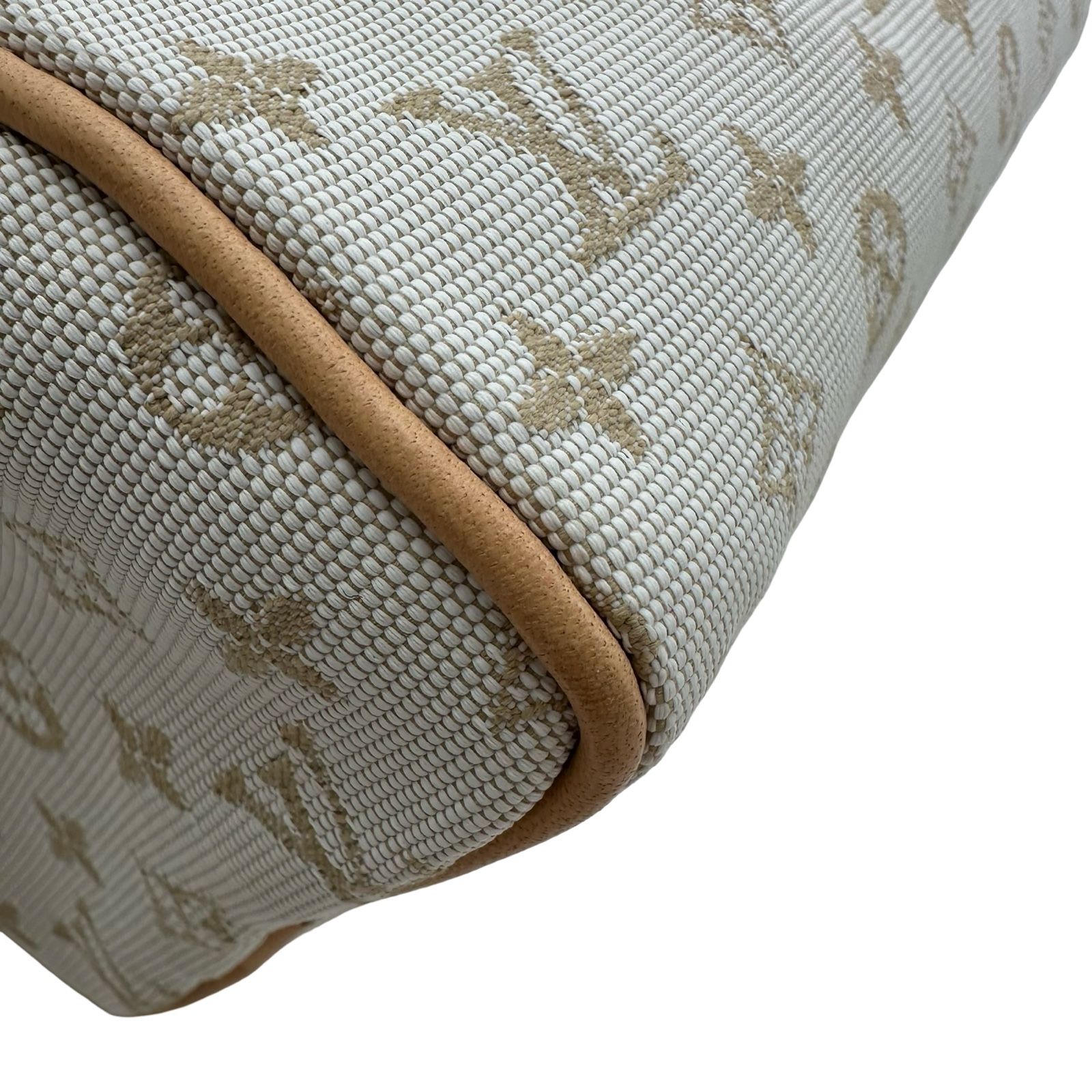 Buy from Japan Easily