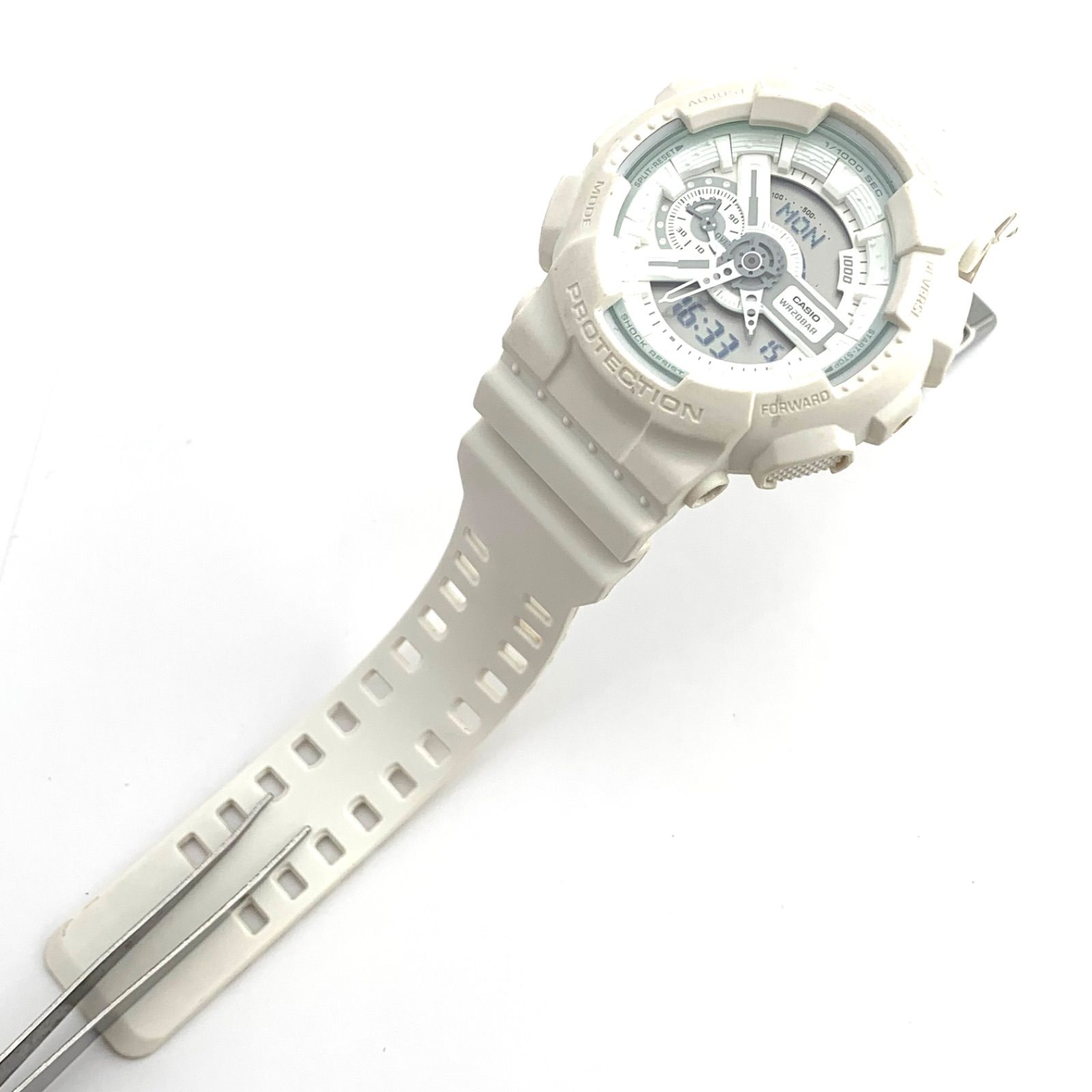 中古】CASIO G-SHOCK GA-110BC WR200BARホワイト - メルカリ