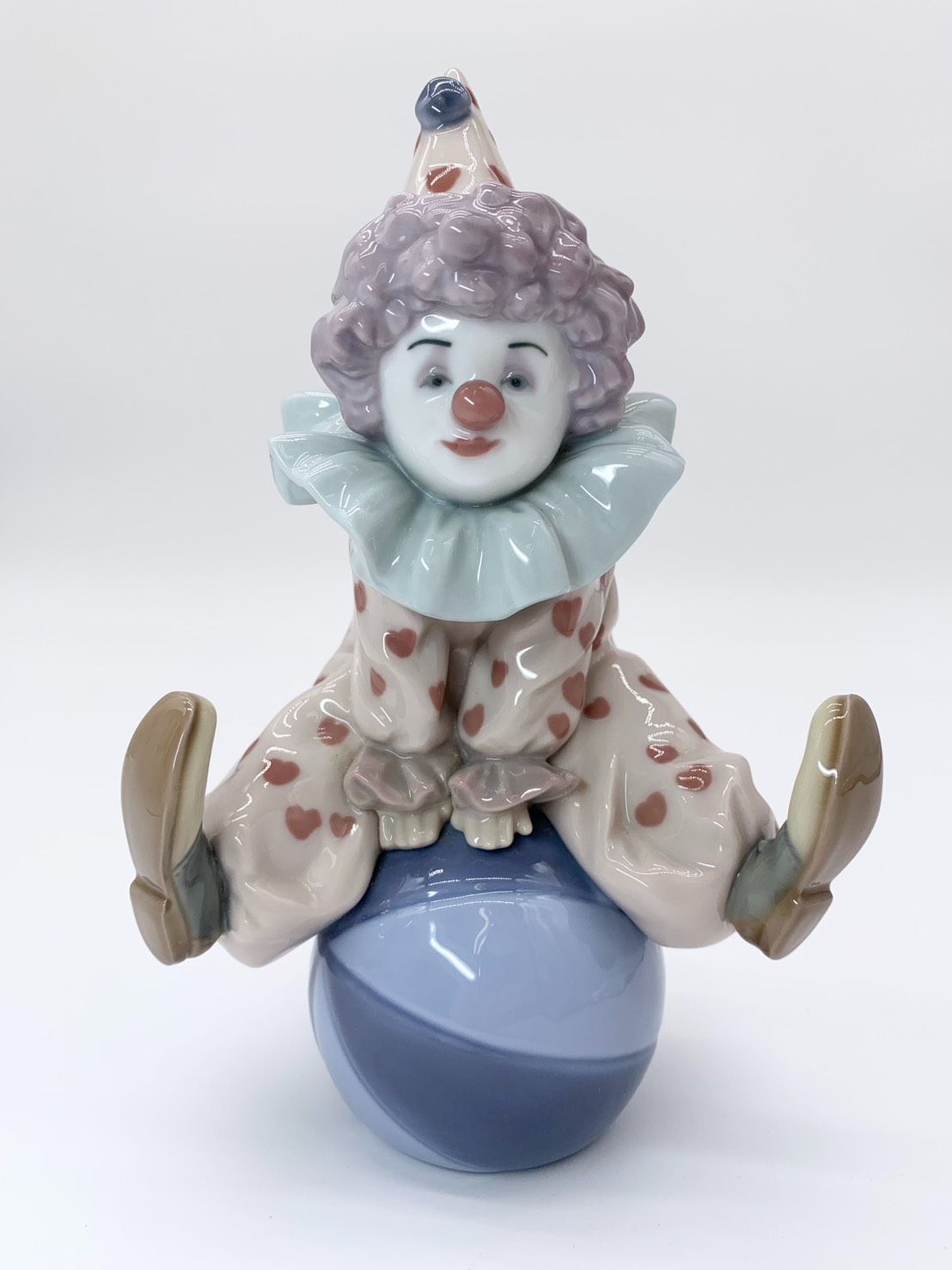 LLADRO リヤドロ ボールで遊ぶ ピエロ #5813 置物 フィギュリン リヤドロ LLADRO フィギュリン 5813 「ボールで遊ぶ」 ピエロ 陶器
