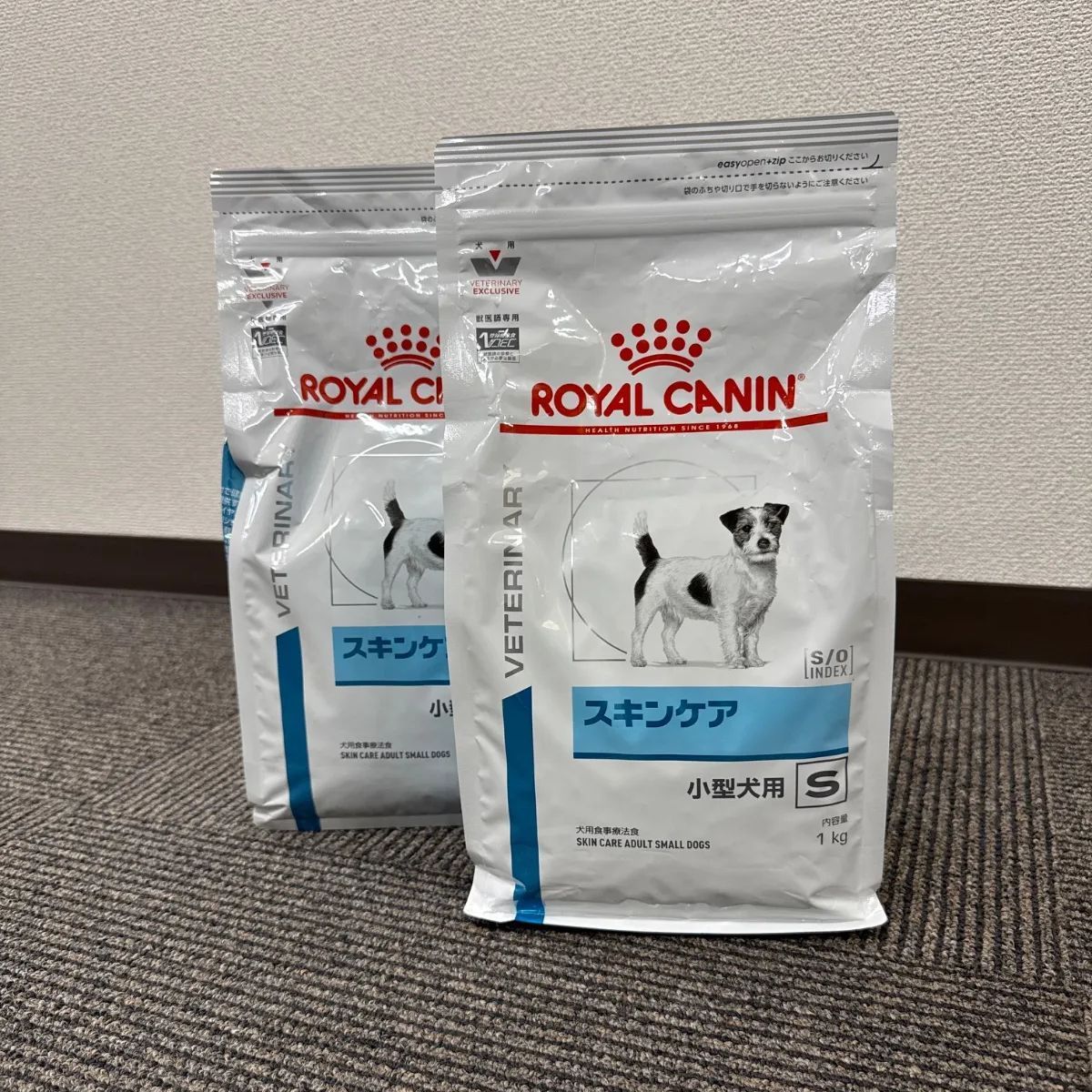 ロイヤルカナン スキンケア 小型犬用 1kg×2袋 ROYAL CANIN CARE ADULT 
