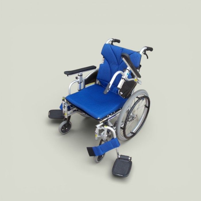 送料無料（一部地域を除く）カワムラサイクル 簡易モジュール車椅子 