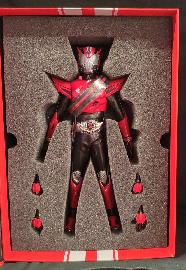 GENESIS 仮面ライダードライブ タイプスピード メディコムトイ リアル