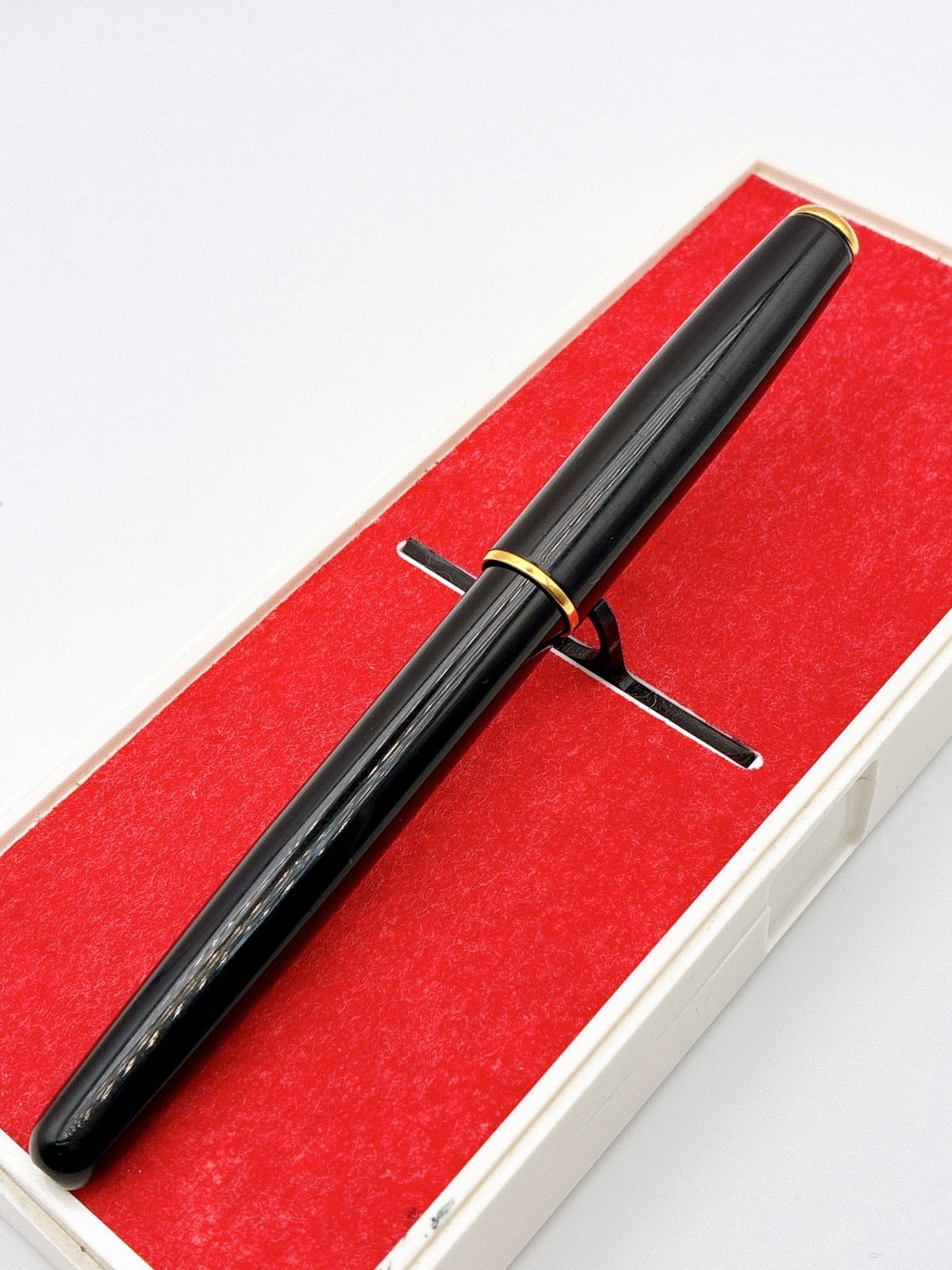 PARKER/パーカー SONNET/ソネット FRANCE IT 万年筆 18K/750 ブラック/ゴールド ヴィンテージ SH493 PARKER/パーカー SONNET/ソネット FRANCE IT 万年筆 18K/750 ブラック