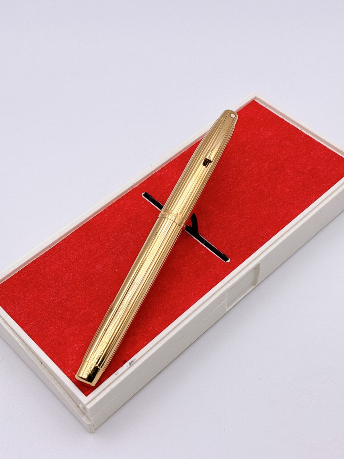 SHEAFFER'S シェーファー 万年筆 えんじ色×ゴールド色 ペン先14K刻印