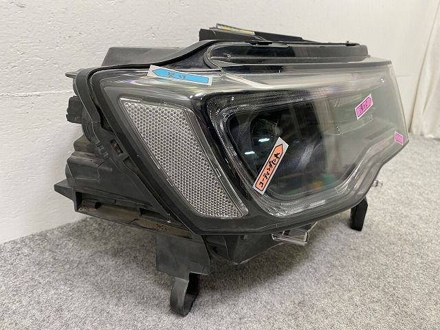 ジープ/グランドチェロキー WK64 純正 右 ヘッドライト/ランプ LED