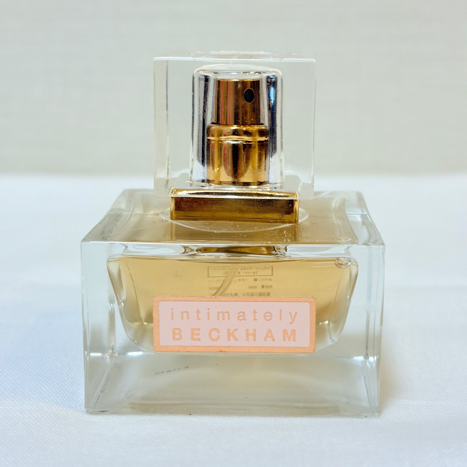 DAVID BECKHAMインティメイトリー フォーハー オーデトワレ30ml DAVID