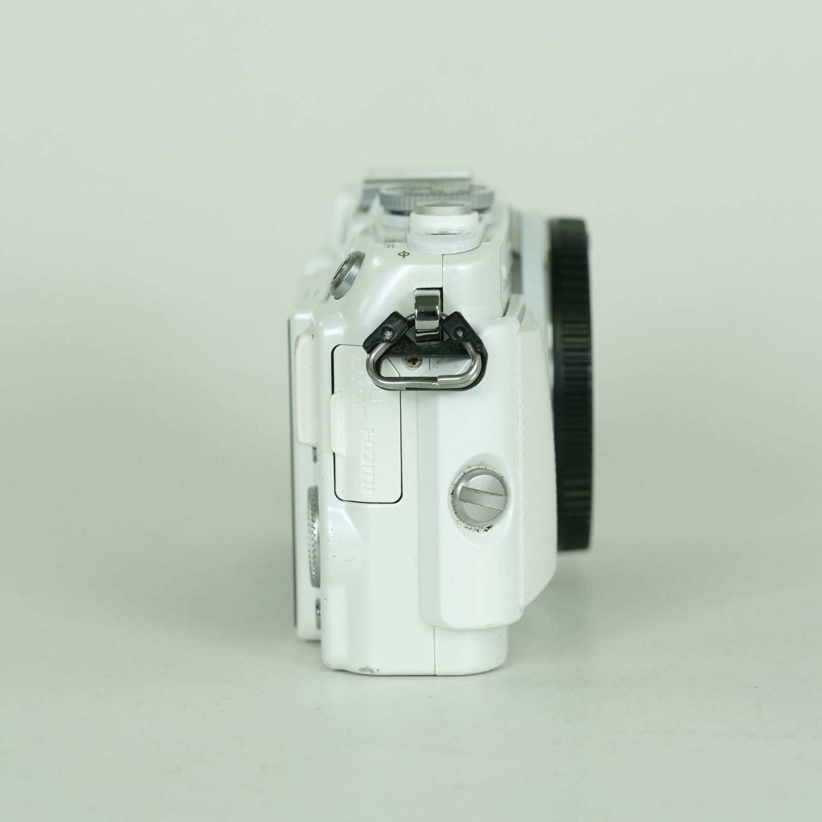 良品 | シャッター数5,807回] OLYMPUS PEN Lite E-PL6 ボディ ホワイト