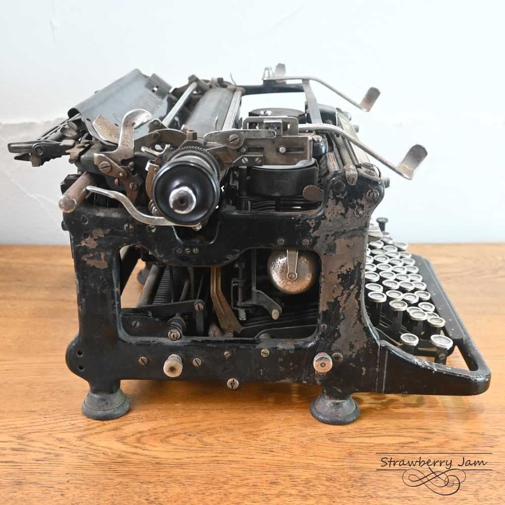 Continental Typewriter