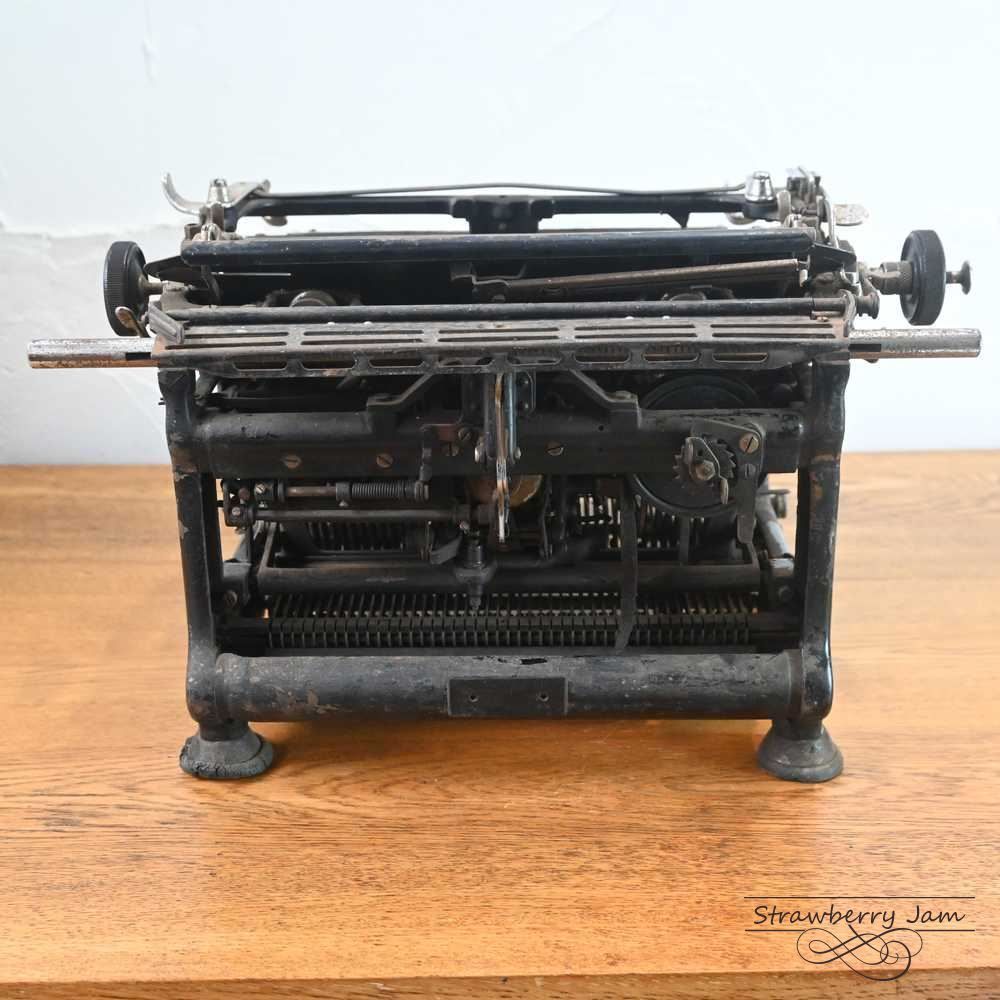 Typewriter