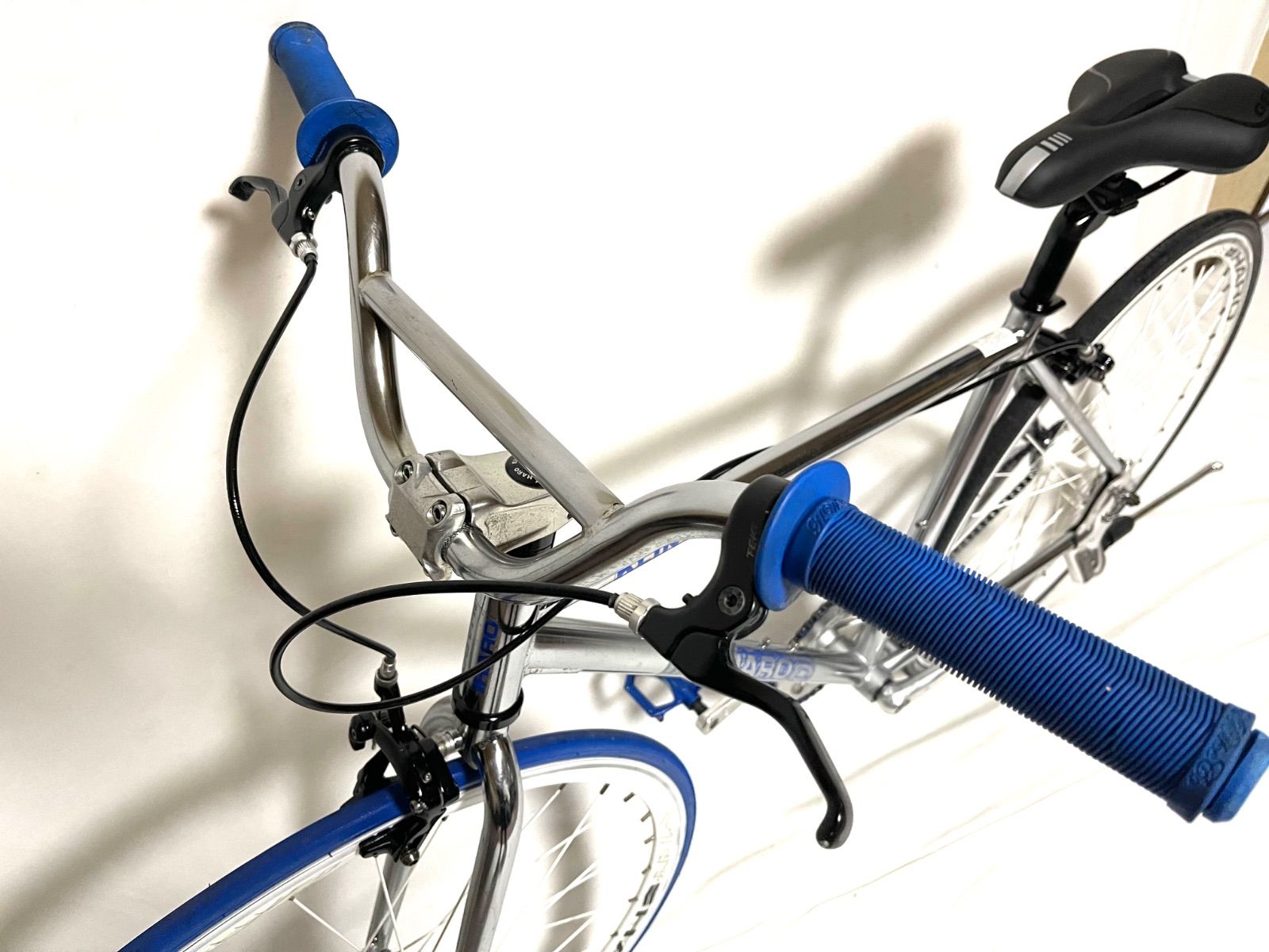 0259【即乘】送料無料 HARO ピストバイク 両用型 KLINGER 700 シルバー 