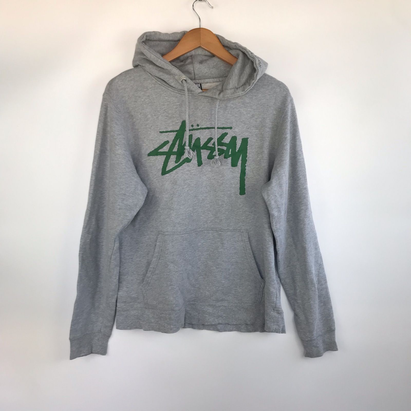 STUSSY プルオーバーパーカー メンズ M グレー 3342202603290026 
