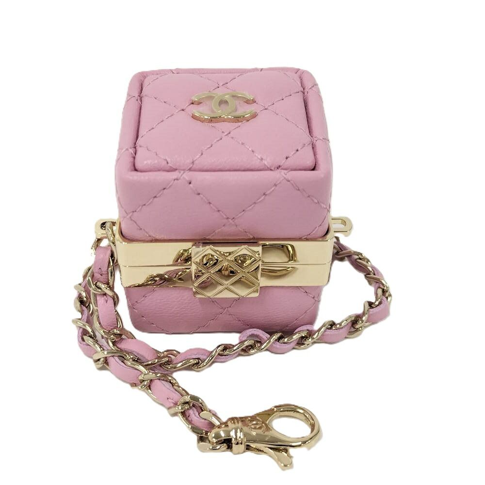 CHANEL ミニバッグ チャーム マトラッセ ラムスキン ピンク CHANEL ミニバッグ チャーム マトラッセ ラムスキン ピンク