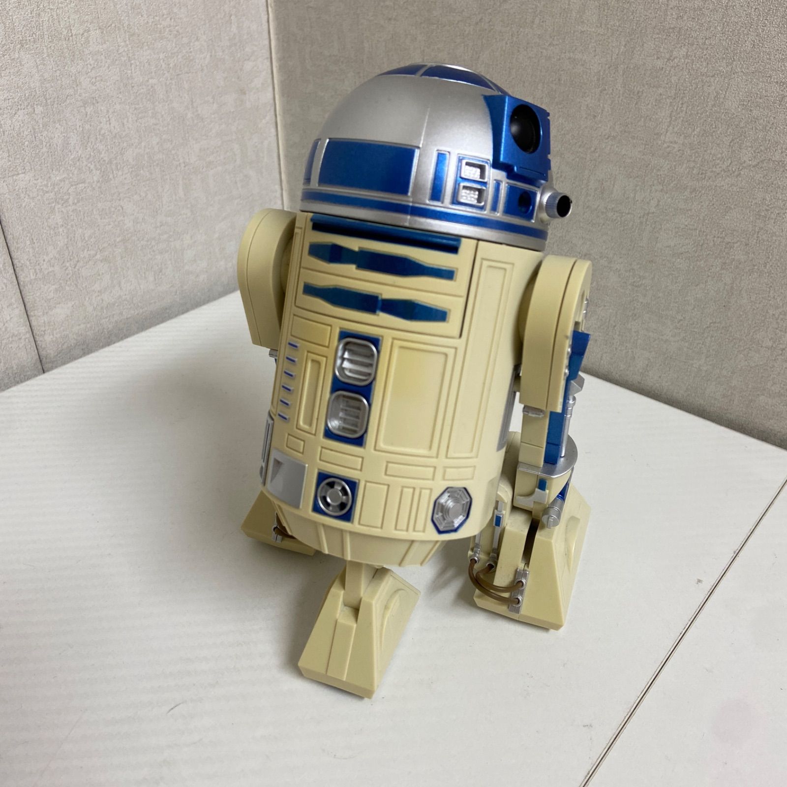 STAR WARS R2-D2 アクション・アラーム・クロック 目覚まし時計 - メルカリ