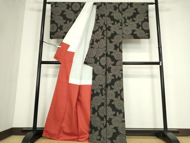 平和屋着物○本場大島紬 9マルキ 純泥染 菊尽くし 黒地 福原紬工房謹製