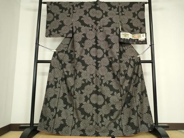平和屋着物●本場大島紬　9マルキ　純泥染　菊尽くし　黒地　福原紬工房謹製　証紙付き　正絹　逸品　未使用　DABC3594az 平和屋着物○本場大島紬 9マルキ 純泥染 菊尽くし 黒地 福原紬工房謹製