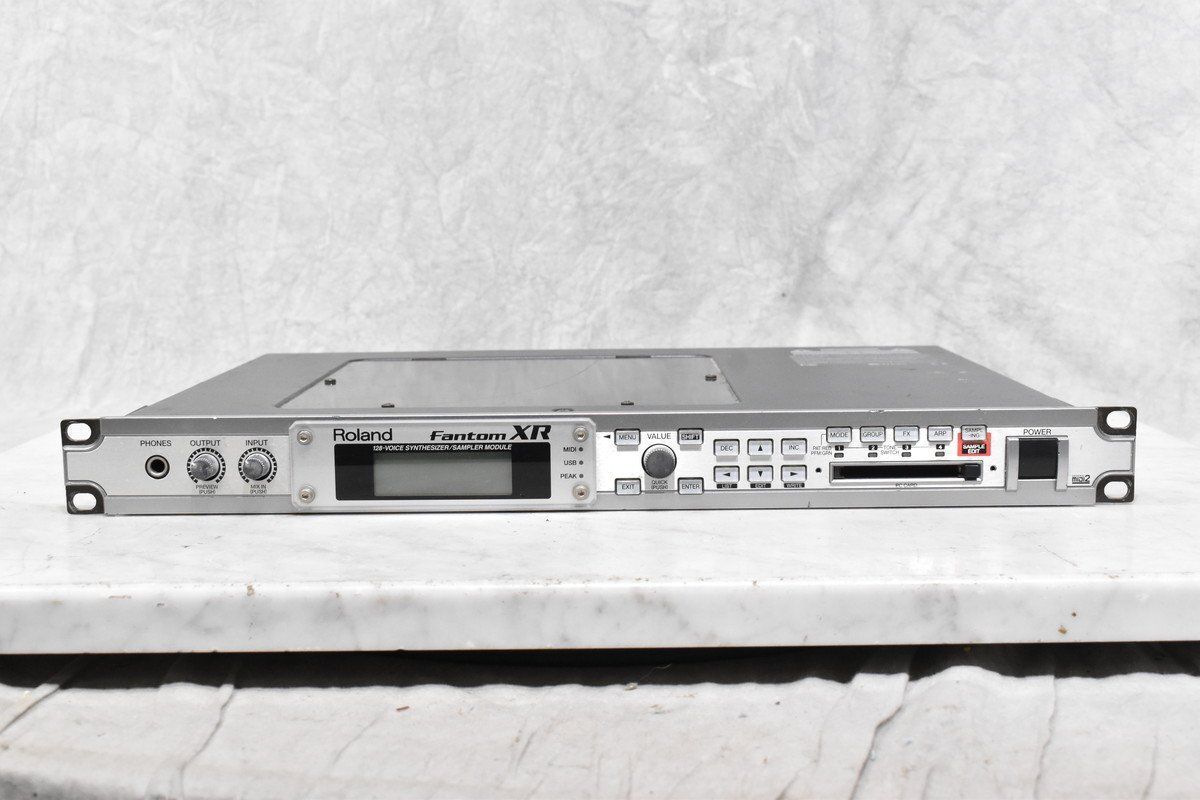 Roland 音源モジュール　FANTOM XR Roland FANTOM-XR 音源モジュール - メルカリ