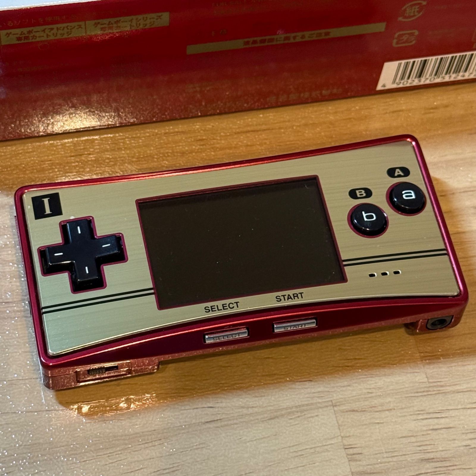 4-009 ゲームボーイミクロ 本体 20周年ファミコンカラー 箱付き - メルカリ