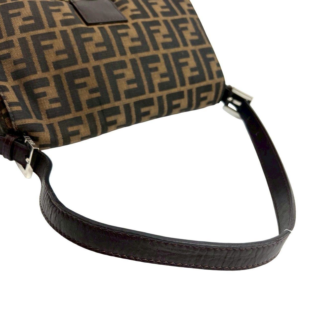 極 美品 FENDI フェンディ マンマバケット ズッカ FF 柄 レザー 極 美品 FENDI フェンディ マンマバケット ズッカ FF 柄 レザー