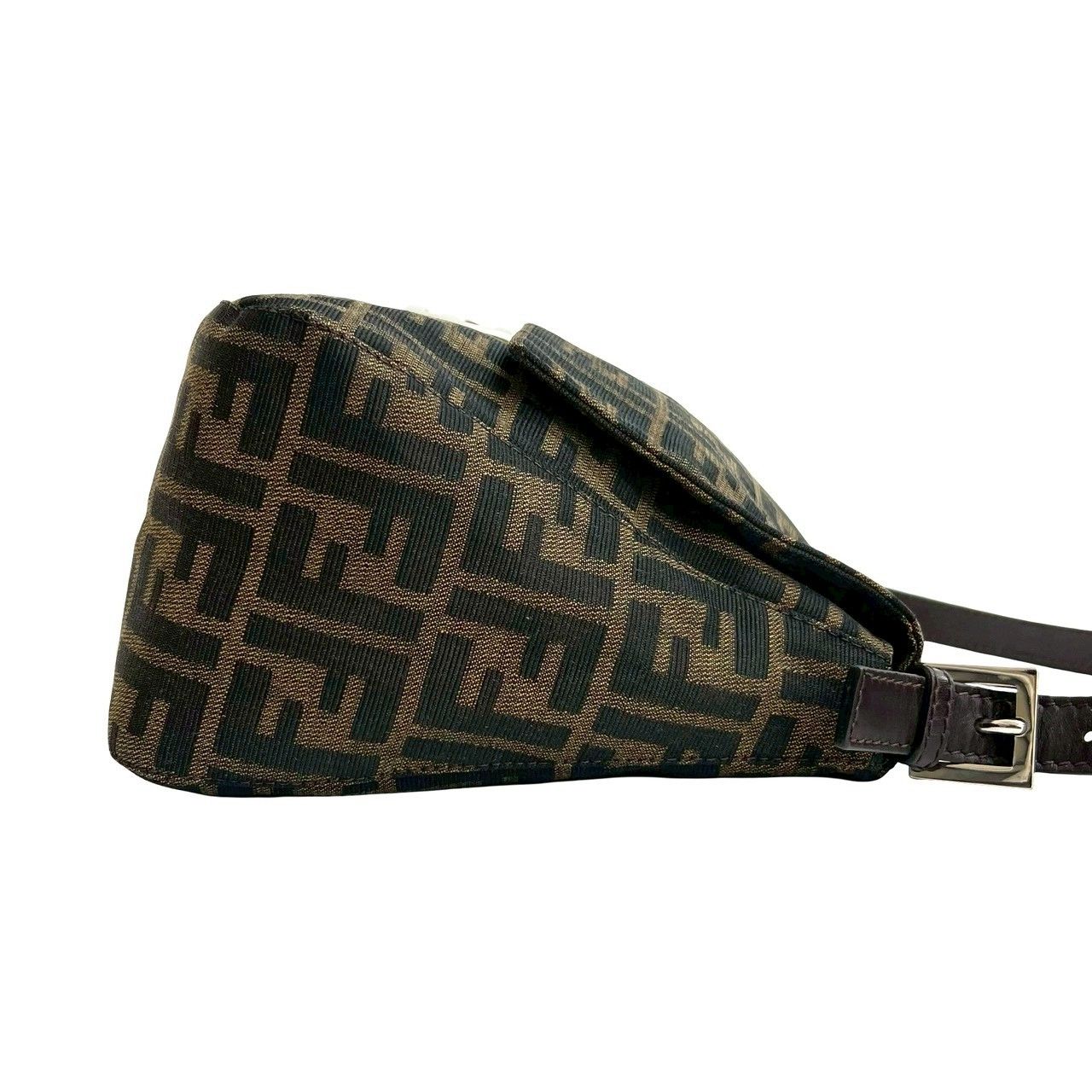 極 美品 FENDI フェンディ マンマバケット ズッカ FF 柄 レザー 極 美品 FENDI フェンディ マンマバケット ズッカ FF 柄 レザー