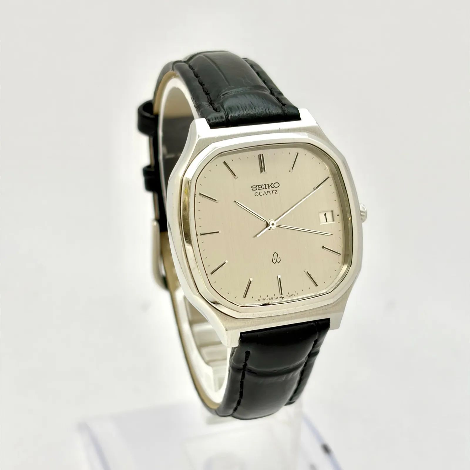 新品電池】SEIKO セイコー メンズ 腕時計 シルバー デイト 5932-5030 