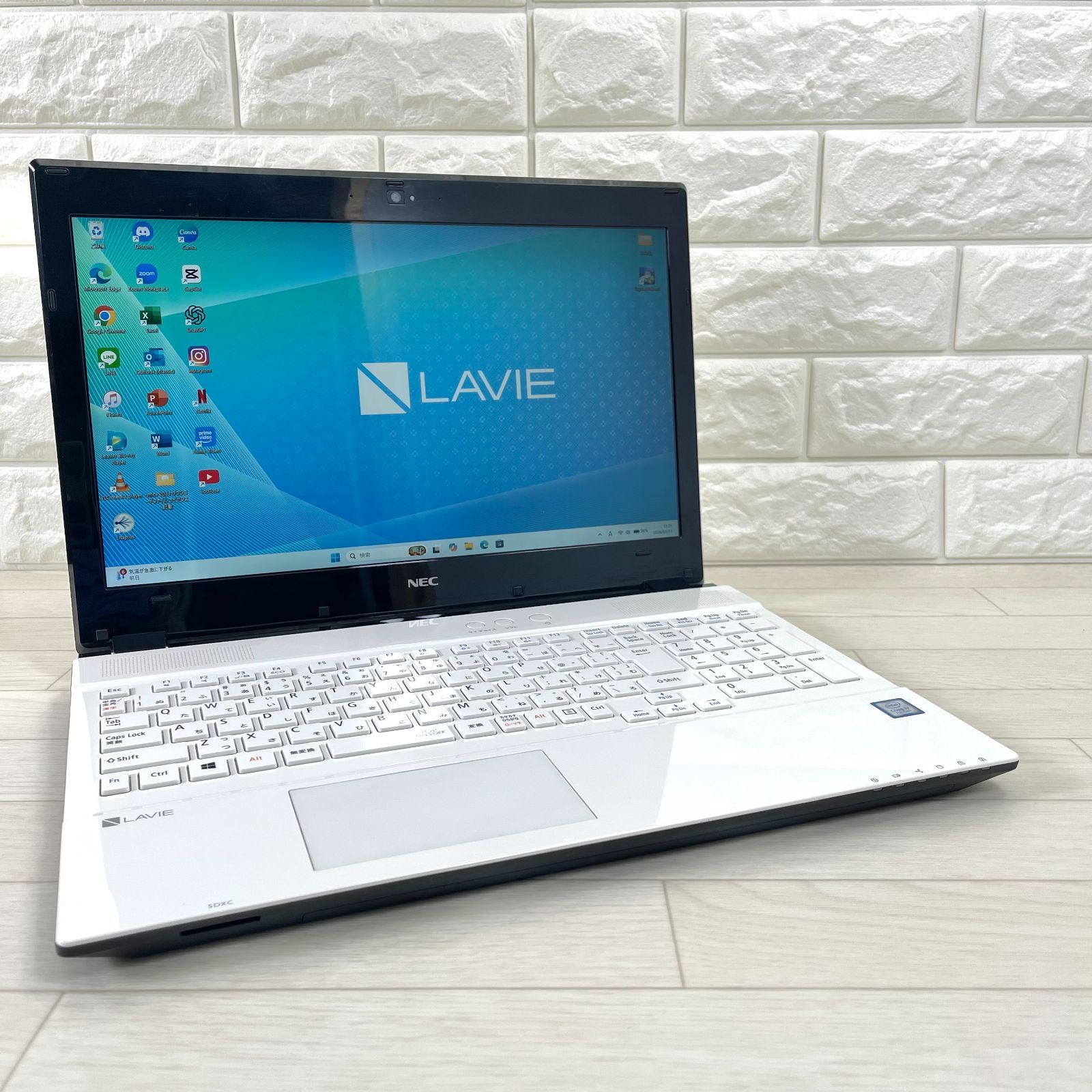 NEC LAVIE i7/16GB/SSD512GB Win11 Office付 - メルカリ