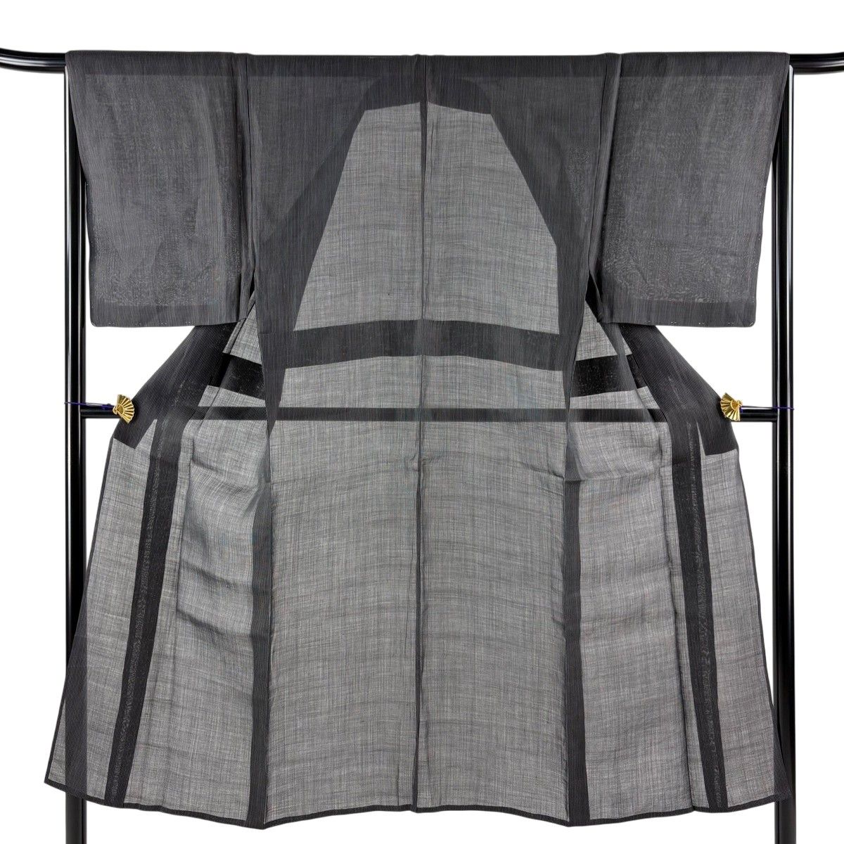【美品】 男着物 身丈143cm 裄丈66cm M 薄物 夏紬 縦縞 黒灰 正絹 名品 【中古】