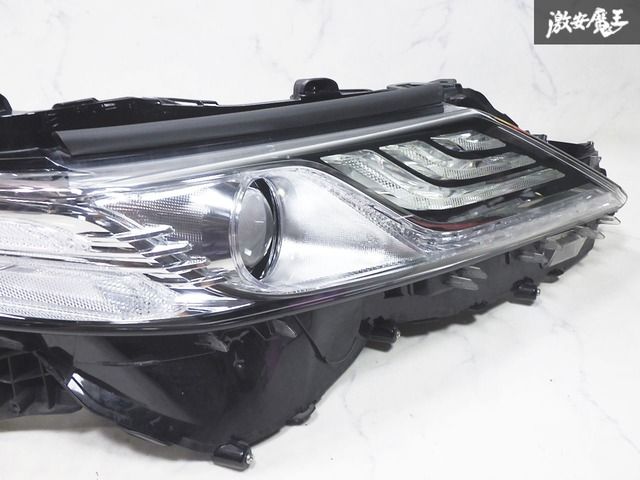 トヨタ カムリ 前期 右 ヘッドライト KOITO 33-233 AXVH70 トヨタ カムリ 前期 右 ヘッドライト KOITO 33-233 AXVH70 【公式通販
