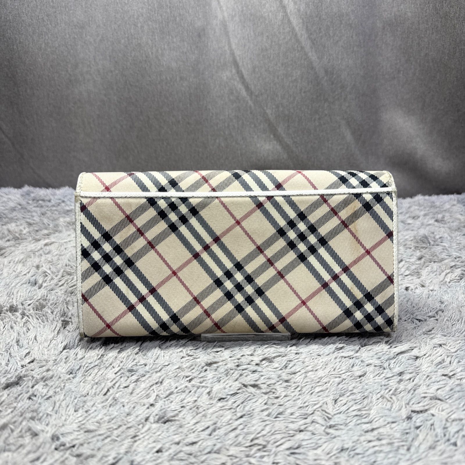 BURBERRY バーバリー ノバチェック ナイロン × レザー 長財布 - メルカリ