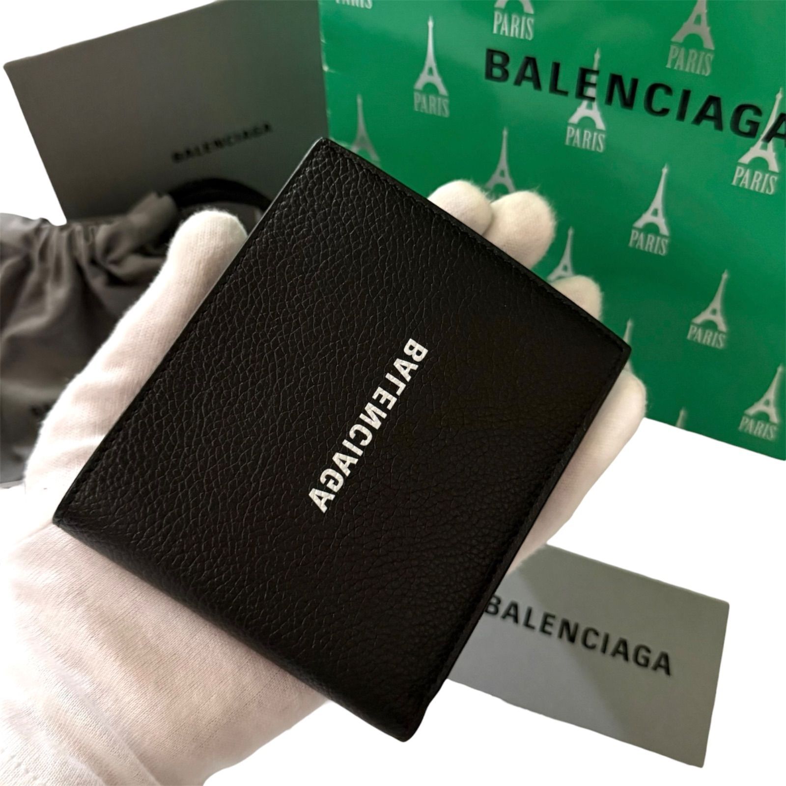 希少✨BALENCIAGAバレンシアガ財布反転ロゴ二つ折り594315リバース黒