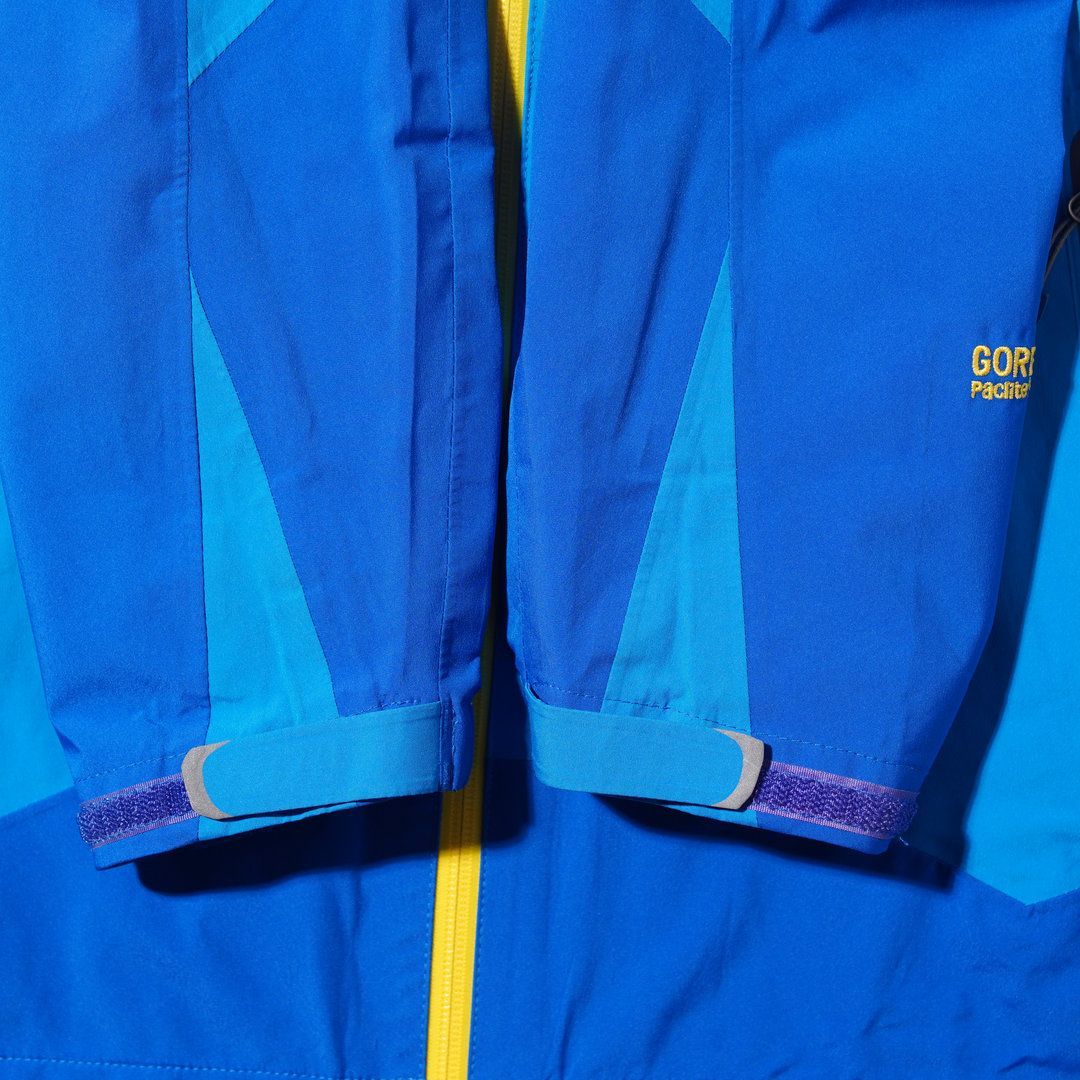 ノースフェイス THE NORTH FACE ゴアテックス GORE-TEX ナイロン