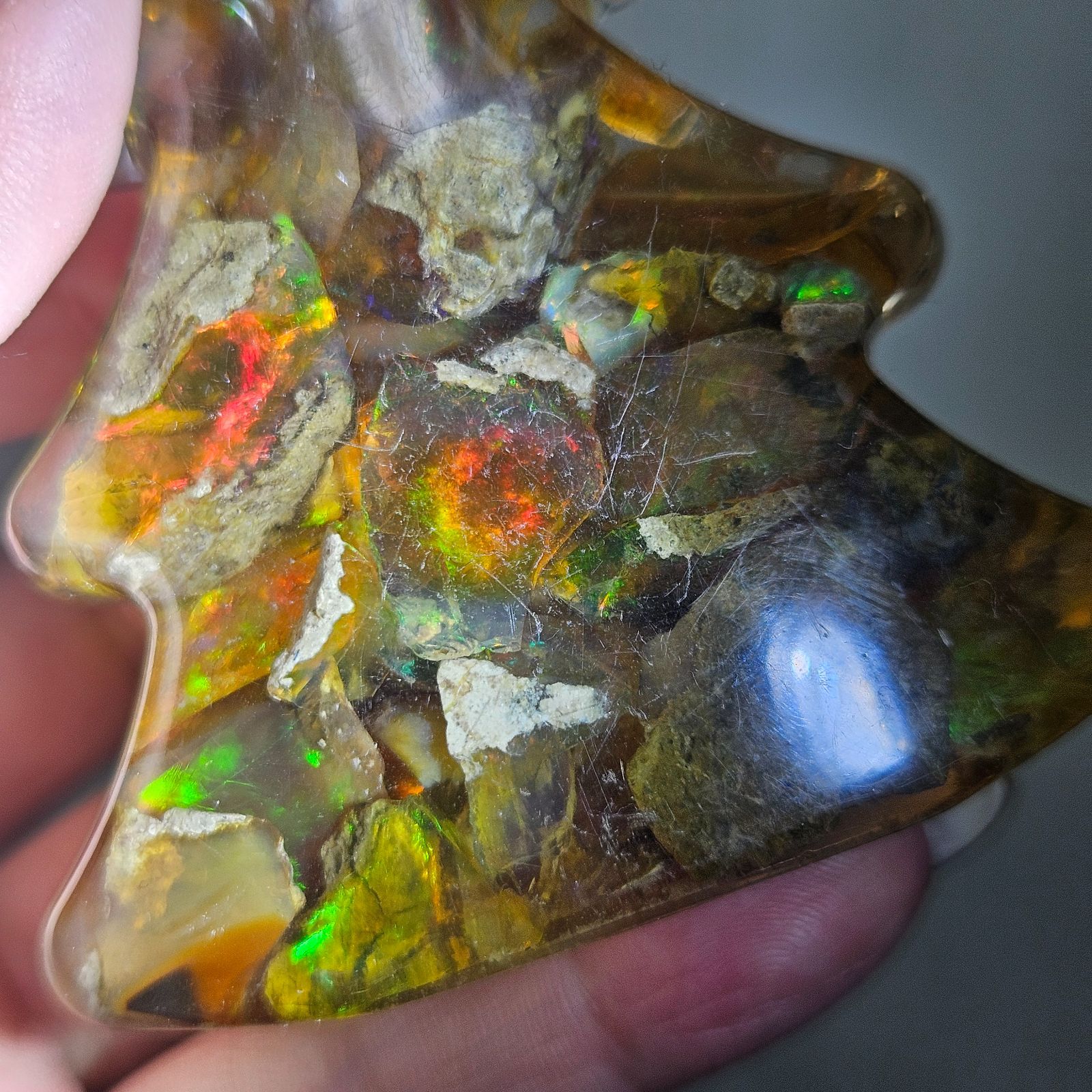 ウォーターオパール