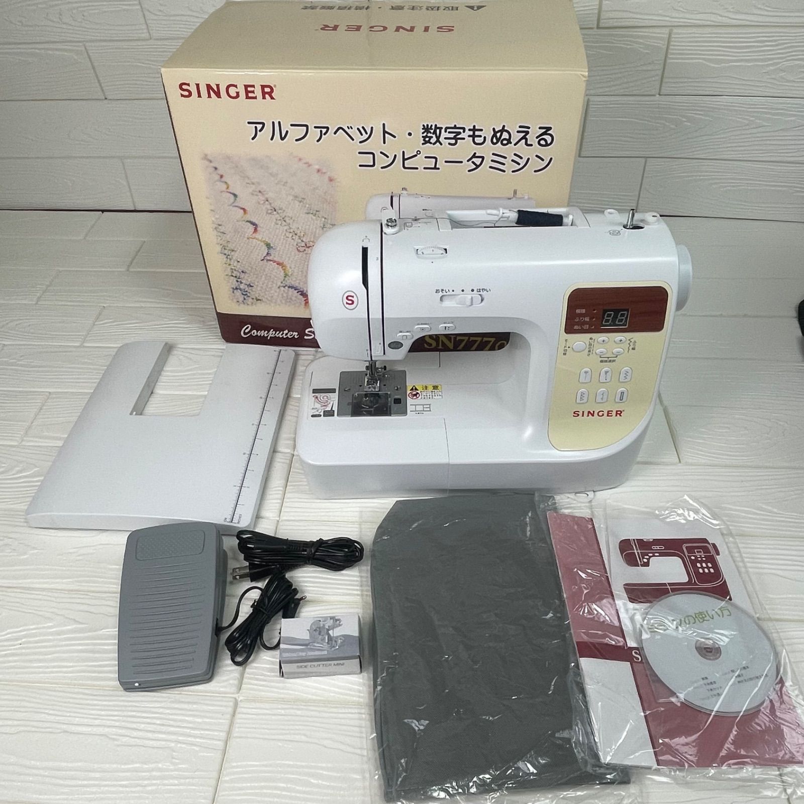 SINGERシンガーSN777αⅡ コンピューターミシン アルファベット・数字も 