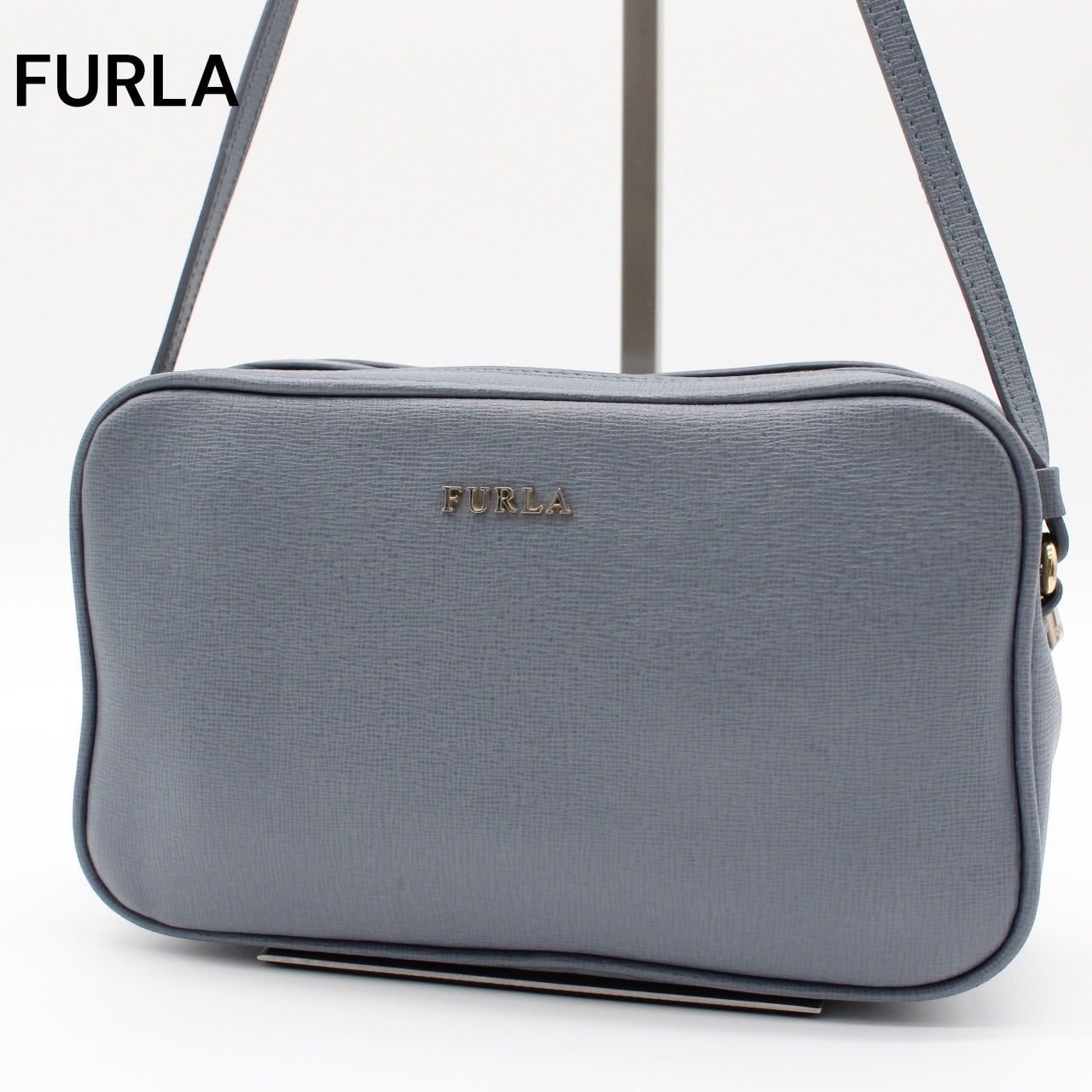 良品】FURLA LILLI カメラバッグ ショルダーバッグ ブルー - メルカリ