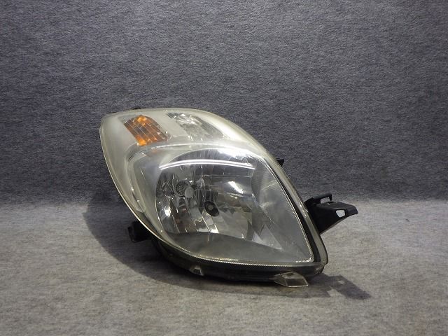 90系 ヴィッツ 右ヘッドライト ハロゲン NCP KSP SCP90 95 前期 52-169 