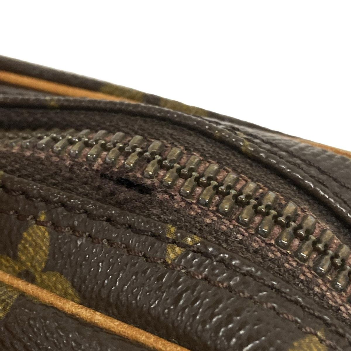 Buy from Japan Easily