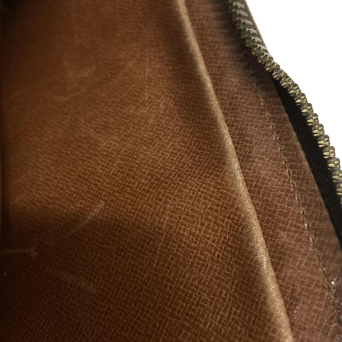 Buy from Japan Easily