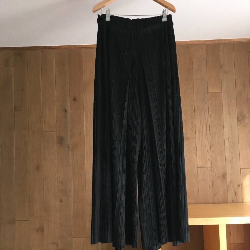 美品 PLEATS PLEASE（プリーツプリーズ） パンツ4 PP93-JF575 - メルカリ