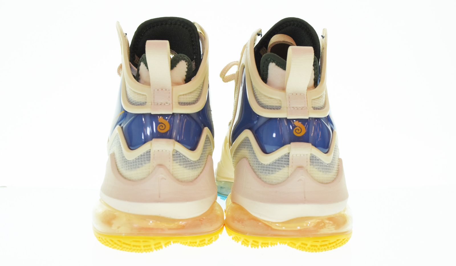 ナイキ NIKE Lebron 19 Minneapolis Lakers レブロン19 ミネアポリス 
