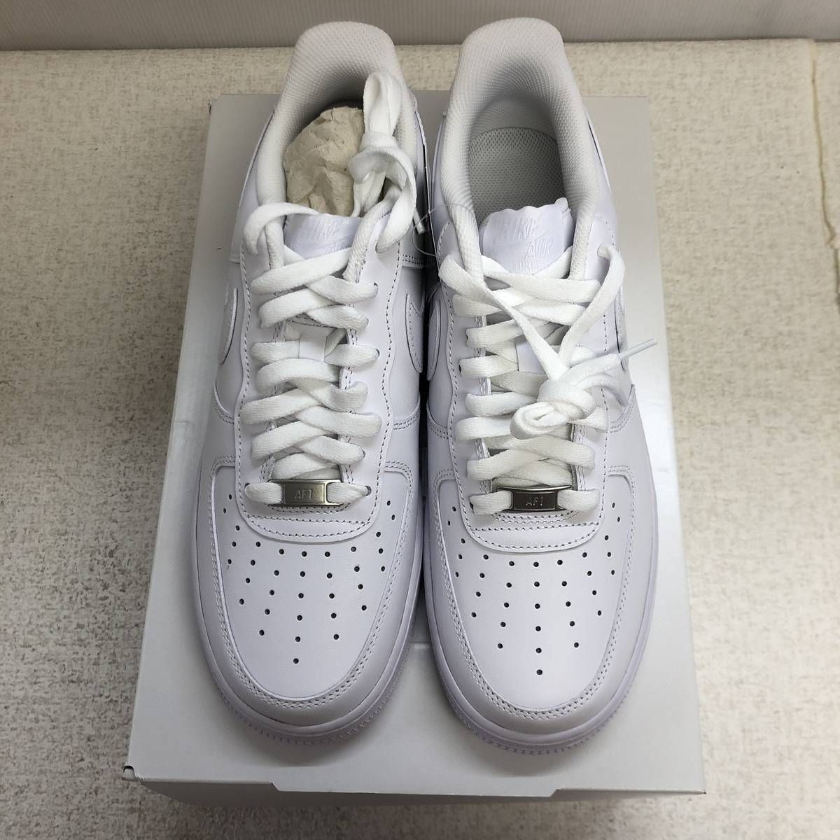☆未使用☆ スニーカー 27.5cm NIKE ナイキ エア フォース 1 