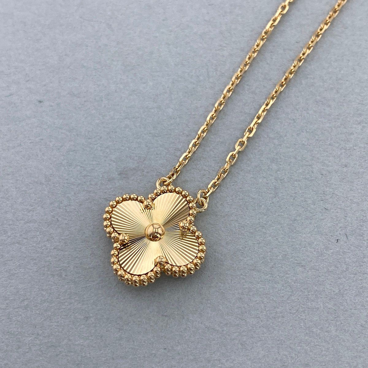 Van Cleef & Arpels ヴァンクリーフ＆アーペル ヴィンテージ 