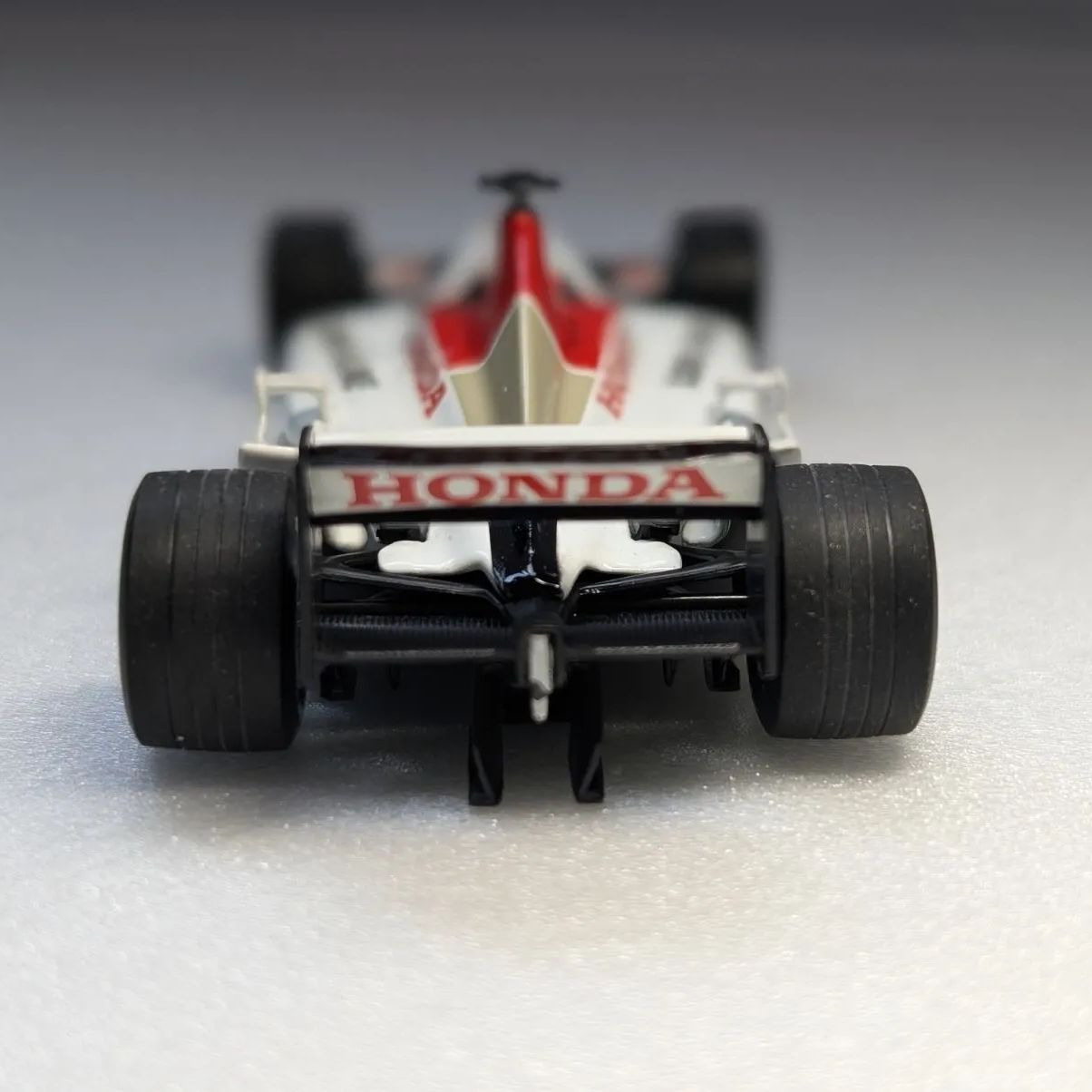 1/43 ミニチャンプス BAR005 ジェンソン・バトン MINICHAMPS BAR HONDA