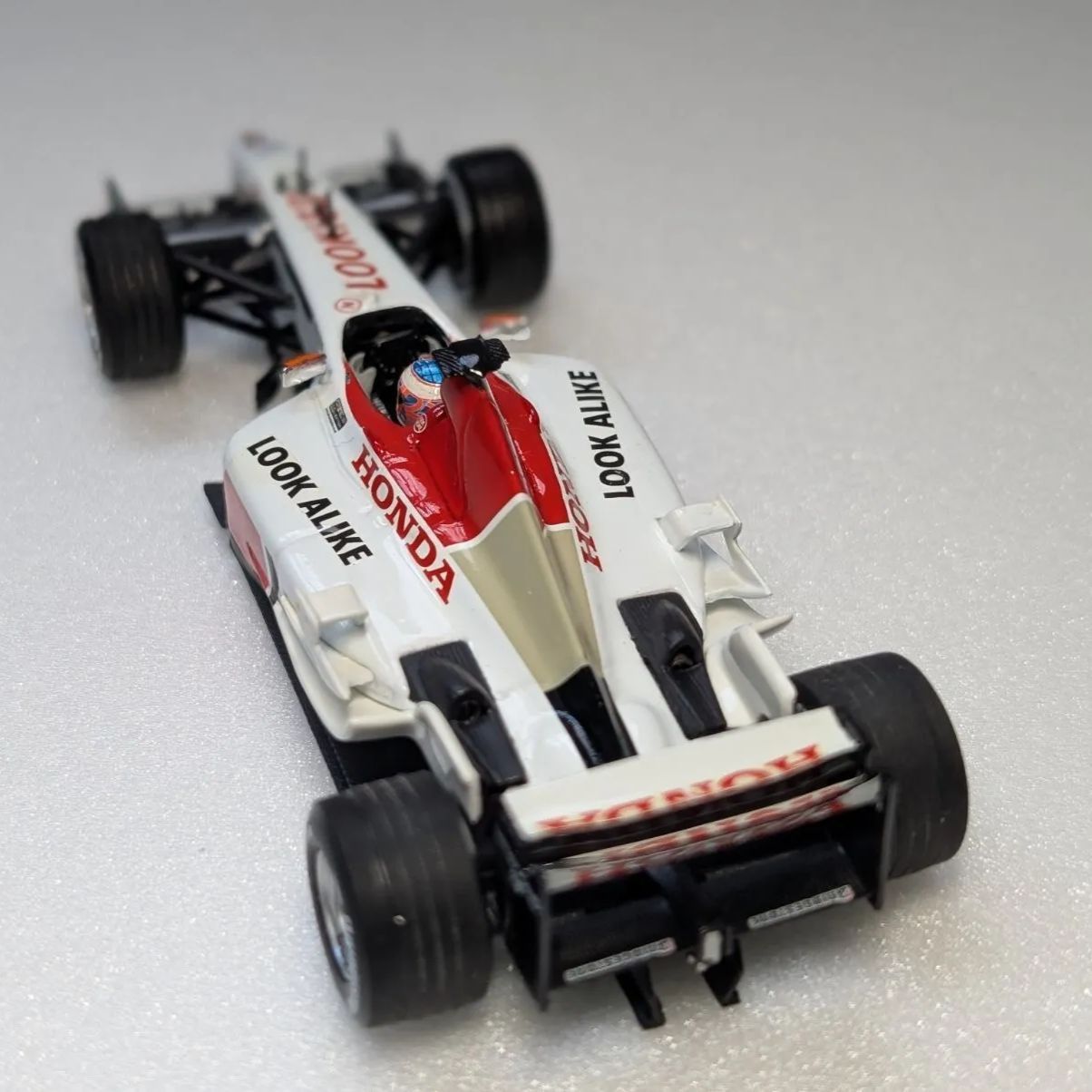 1/43 ミニチャンプス BAR005 ジェンソン・バトン MINICHAMPS BAR HONDA
