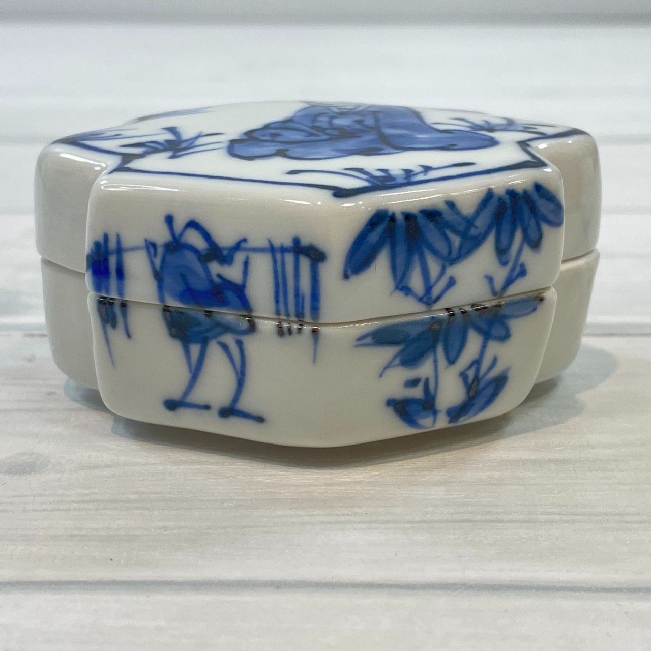 塩】松皮菱香合 高野昭阿弥造 共箱 漁樵絵柄 本歌は呉須染付人物文松皮
